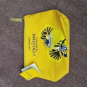 L'occitane en Provence Makeup Travel Pouch - NWT